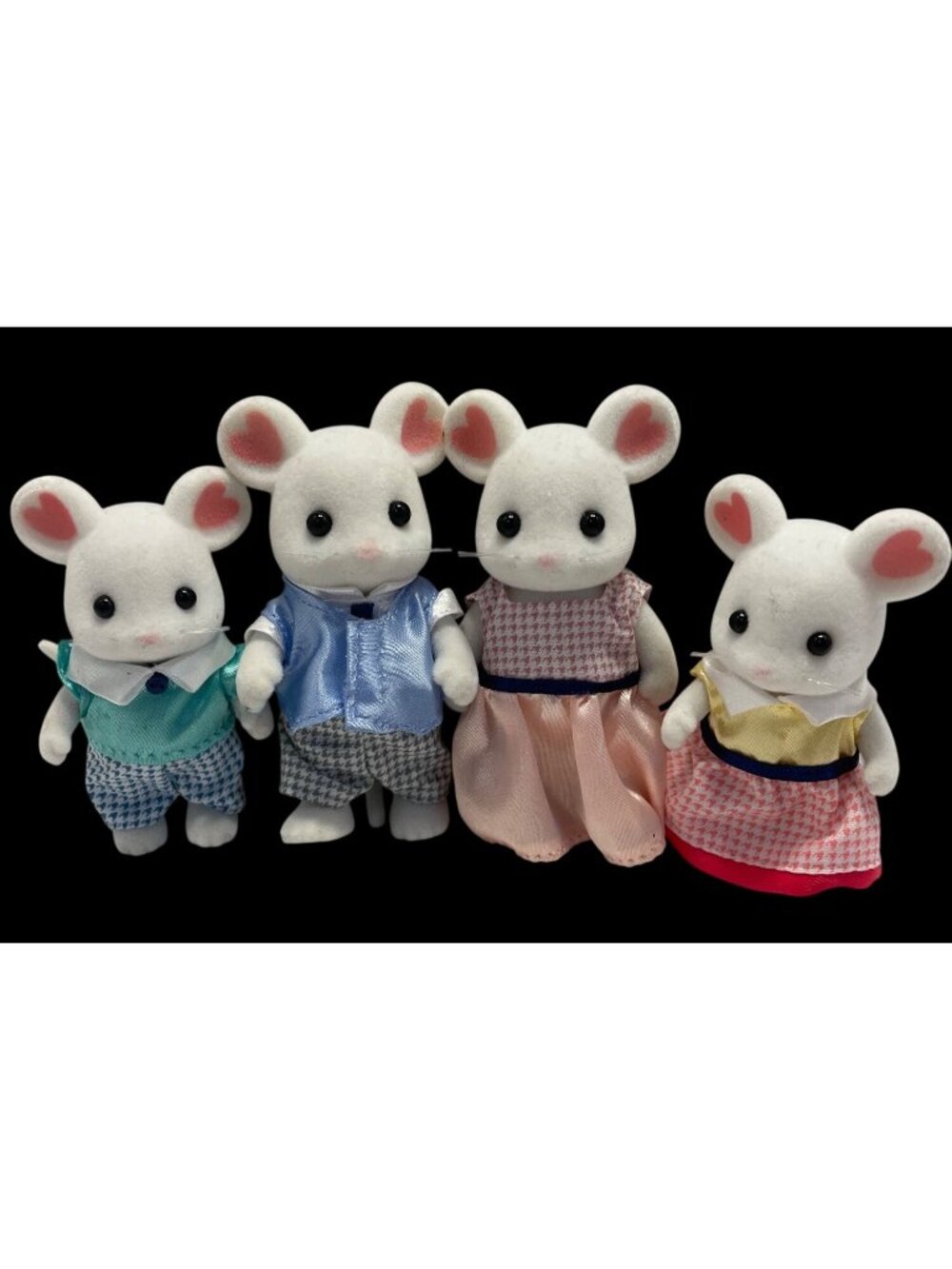 Calico Critters Town Series Mouse Family Set Of 4 With Outfits 3" Tall Figures
